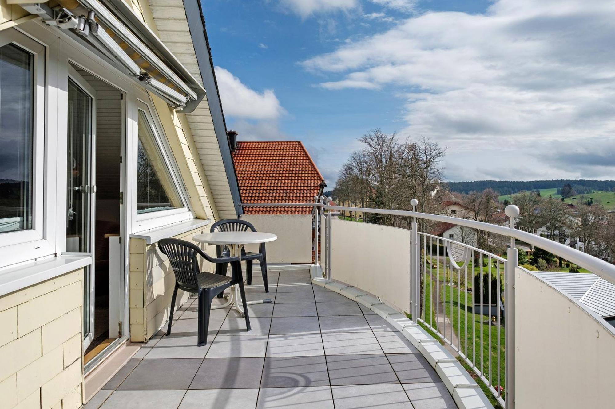 Ferienwohnungen Uhren Allgaier Schönwalde Exterior foto